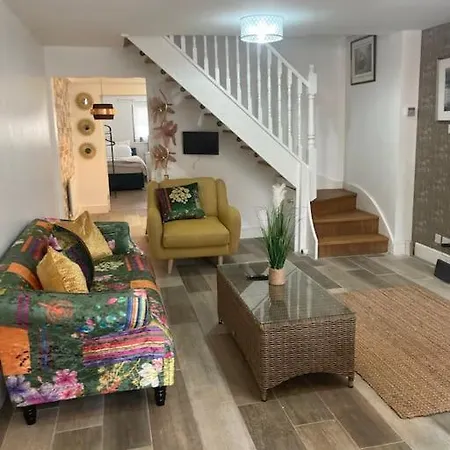Rockley Green House - 3 Bedroom Home In Liverpool Exterior photo