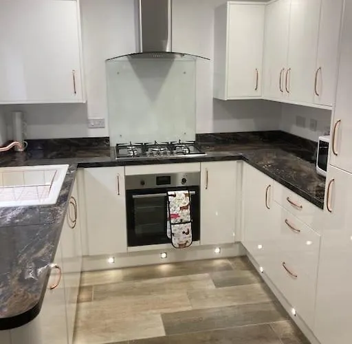 Rockley Green House - 3 Bedroom Home In Liverpool